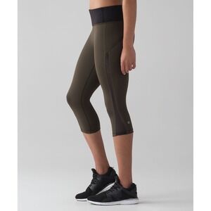 Lululemon Smooth Stride Crop Dark‎ Olive / Black Sz 4